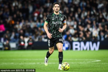 埃尔切昙花一现，重回降级深渊：西甲保级战风云再起