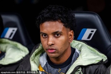 意甲新星确定回归皇马！身价6500万的他，怎解伯纳乌中场冗余问题