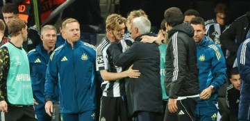 穆帅是纽卡斯尔联队10号球星,小时候最喜欢的教练