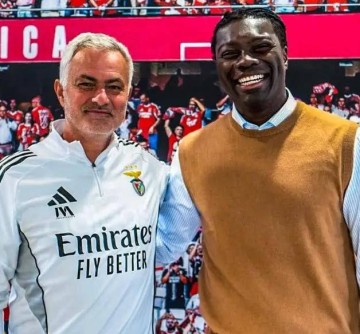 穆里尼奥迎来关键双战,狂人依旧自信,本菲卡本赛季冠军可期