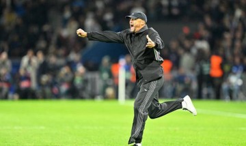 拜仁大胜亚特兰大,13射门斩获6球,彰显绝对统治力