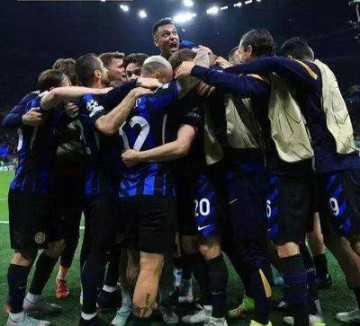 光速打脸！孔蒂狂言刚出口球队就输球，国米仅差4分捧得意甲冠军