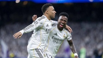 反转!皇马神锋维尼修斯离队在即,曼联强势介入接盘,姆巴佩成皇马唯一核心