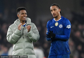 切尔西欧冠客场惨败巴黎:下半场一连串决策如何葬送晋级希望