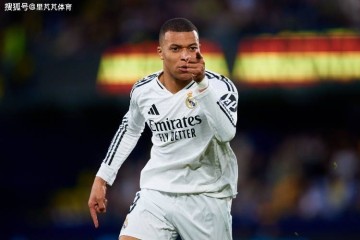 帮小熊化解矛盾,在更衣室发表讲话:连场进球的姆巴佩真成大哥了