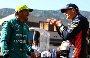 震撼!利物浦密谋阿隆索回归,“欧冠冠军否决条款”逼斯洛特绝境求生?