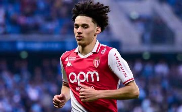 阿克利乌舍:欧洲豪门争夺焦点,6000万欧元转会倒计时开启