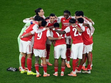 最强对决!欧冠四队齐聚半决赛,阿森纳和曼城,冲击四个冠军