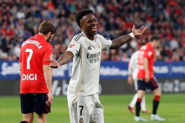 天助巴萨!奥萨苏纳1-2爆冷击败皇马,西甲积分榜形势骤变