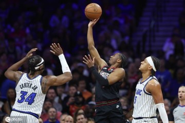 马克西31+6VJ两双贝恩34分 76人胜魔术进季后赛战绿军