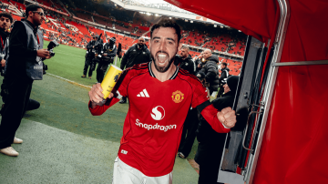 豪取四连胜!B费暗讽阿莫林:卡里克给曼联带来正确理念