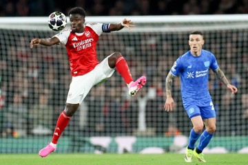 (外代二线)足球——欧冠联赛:阿森纳晋级八强