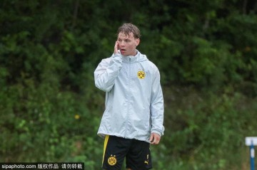 德甲球队多特蒙德备战新赛季</title>
<title>德甲球队多特蒙德备战新赛季