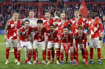 随着比分定格2-0,德甲第13淘汰捷甲劲旅,晋级欧协联八强