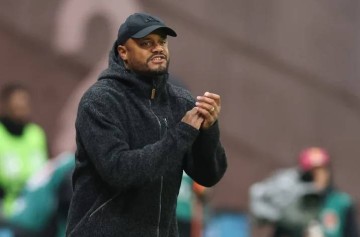 足坛悲喜一夜!曼城2-0携手利物浦晋级,拜仁3-0大胜,皇马4-1登顶,国米3-2绝杀尤文