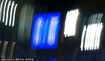 英超联赛压倒西甲!切尔西完胜巴萨揭示英西对决新格局