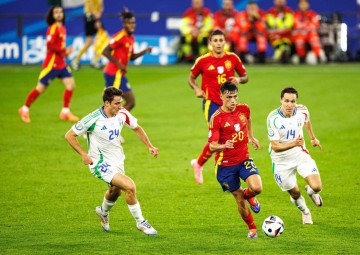 周六041意甲:维罗纳VS亚特兰大,意甲神剧!谁能阻止亚特兰大进球狂潮?黄色火焰闯关