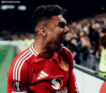 胖虎遗计定中场?曼联34岁老臣离队前推荐老乡,助红魔重塑防守