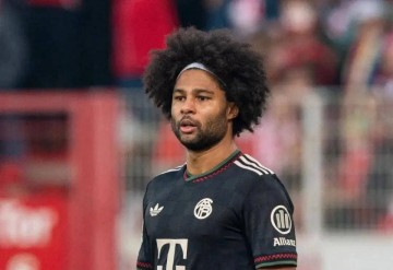 19场5球7助!格纳布里或续约留拜仁 但需接受降薪调整