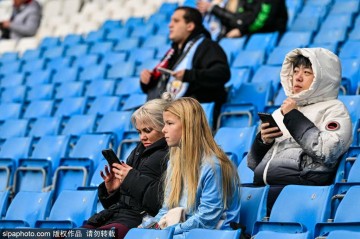 哈兰德94分钟绝杀!1.2亿身价背后藏着多少凌晨4点的训练录像?