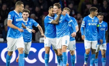 7分钟连丢2球红牌罚下!那不勒斯溃败夜,揭开意甲衰落的残酷真相