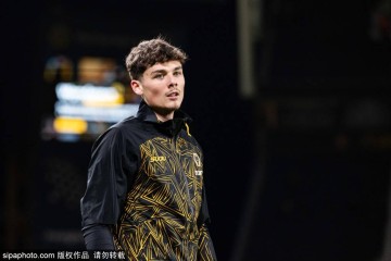 科比·梅努的曼联未来:阿莫林的态度与传奇球员的建议