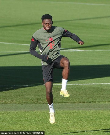 奥利塞天神下凡！德甲第11轮最佳球员评选揭晓，拜仁战术之光照亮赛场