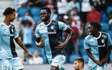 法国杯跨级别对决:勒阿弗尔主场止颓迎亚眠,法甲劲旅借势取胜