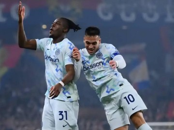 2-1！国米登顶意甲：齐沃激活带刀后卫，劳塔罗爆发，800万奖金在招手